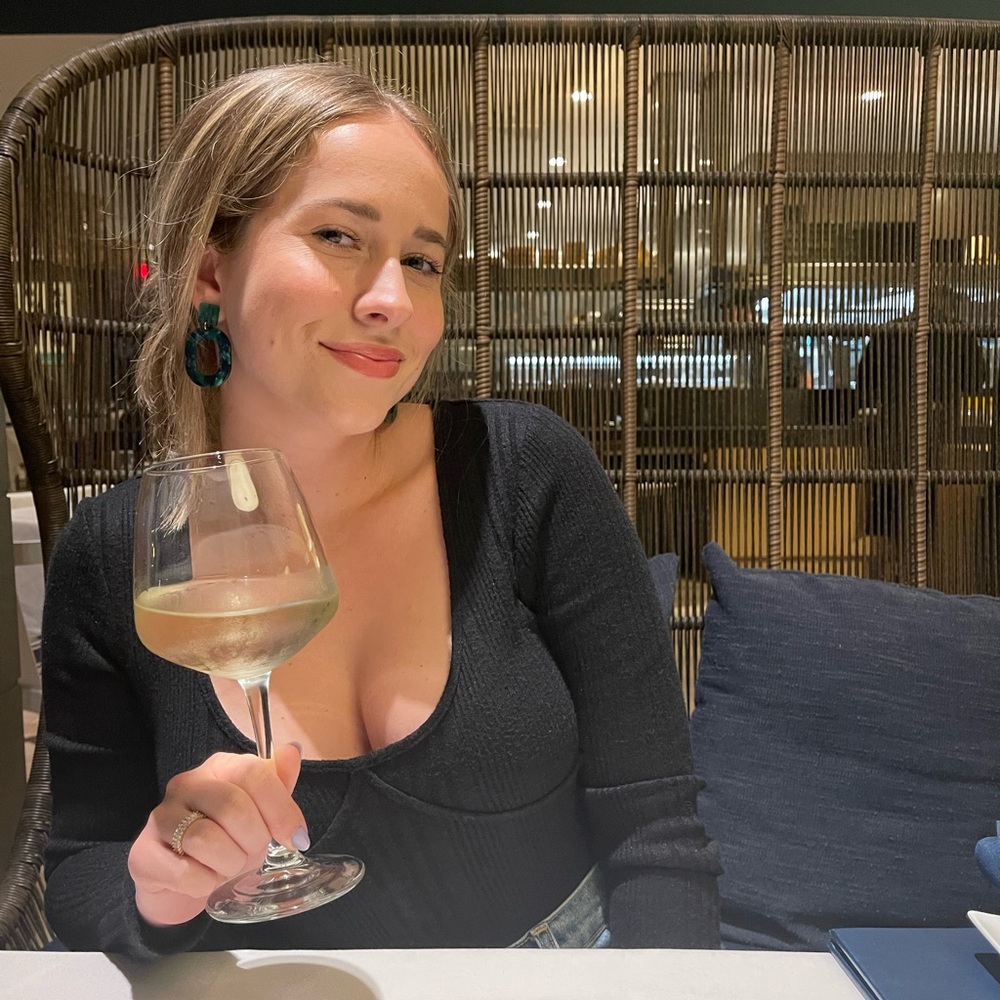 Meet your Posher, Emma